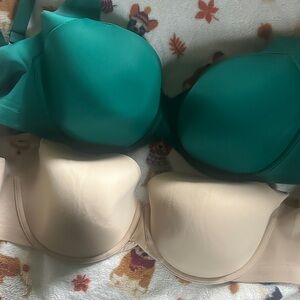 2 Cacique Balconette Bras